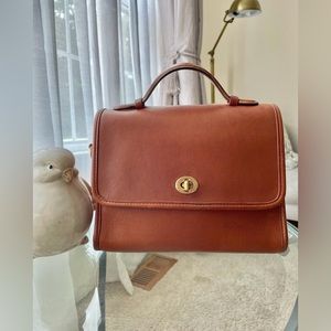 Vintage COACH COURT British Tan Leather Crossbody Bag Satchel 9870 USA Purse